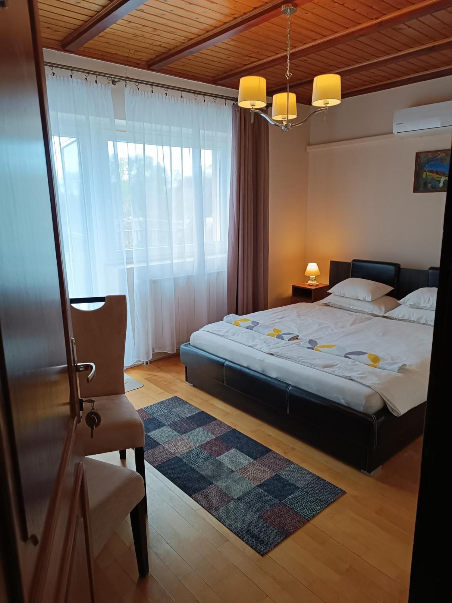 Bed and Breakfast Szilvia Panzio Gyomaendrőd Exterior foto